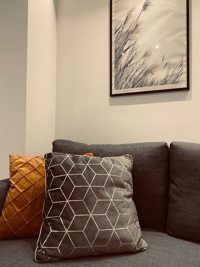 Apartment Small Meisonette Near The Metro Vipgreece Athens